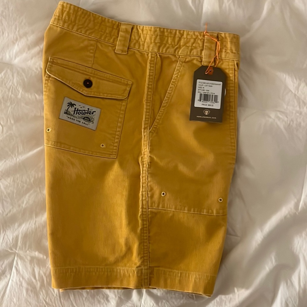 Howler Bros Men’s Corduroy Shorts. Brand New! Never Worn! 32 Waist.